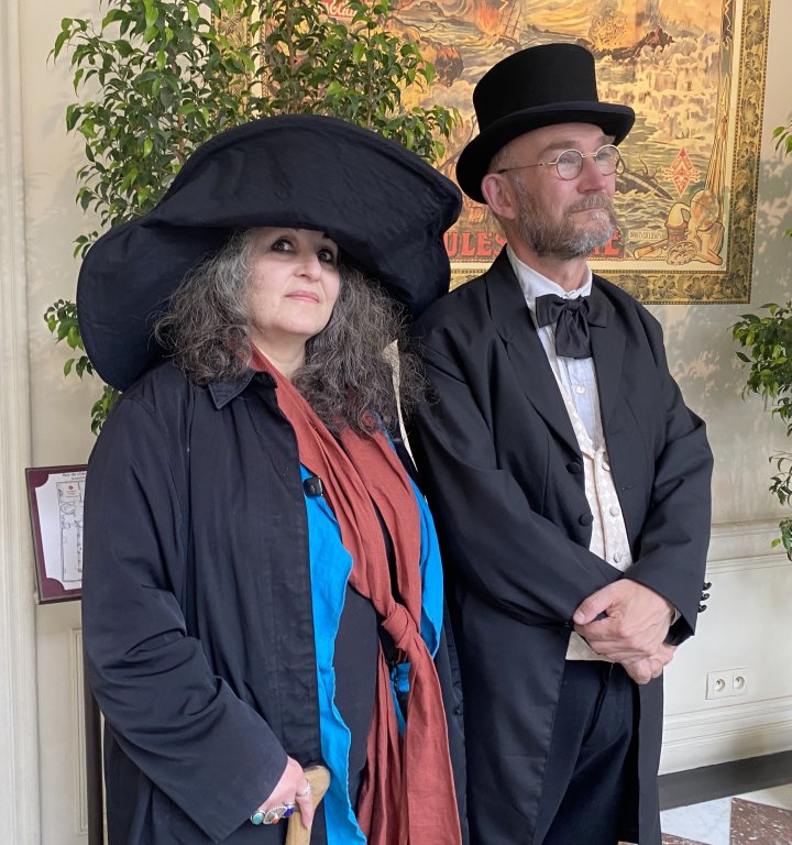 Emil Ferris (Moi ce que j'aime, c'est les monstres) en visite à la maison Jules Verne [VIDEO]