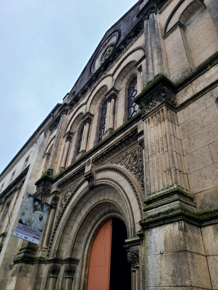 Angoulême 2024 - Exposition Dracula : immersion dans les ténèbres 