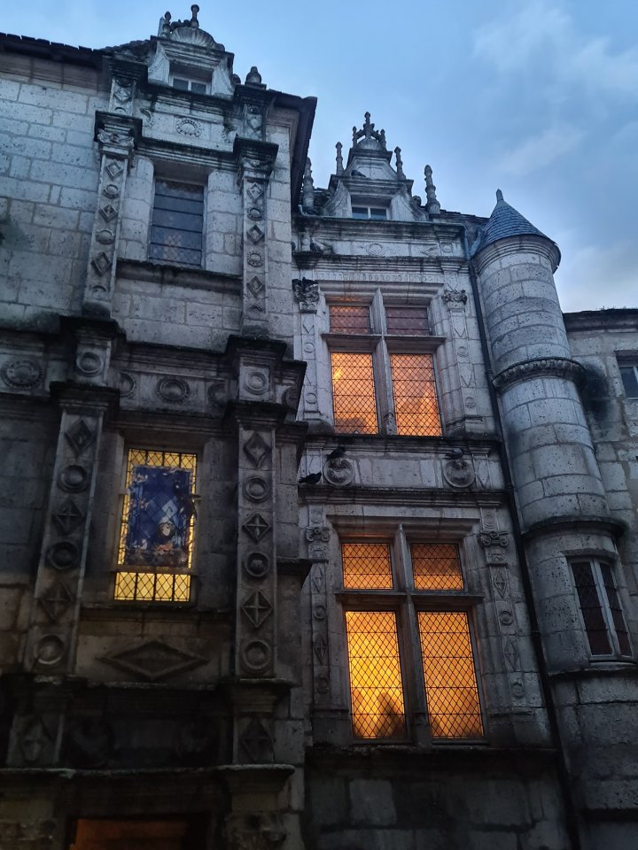 Angoulême 2025 : la plume enchantée de Kamome Shirahama
